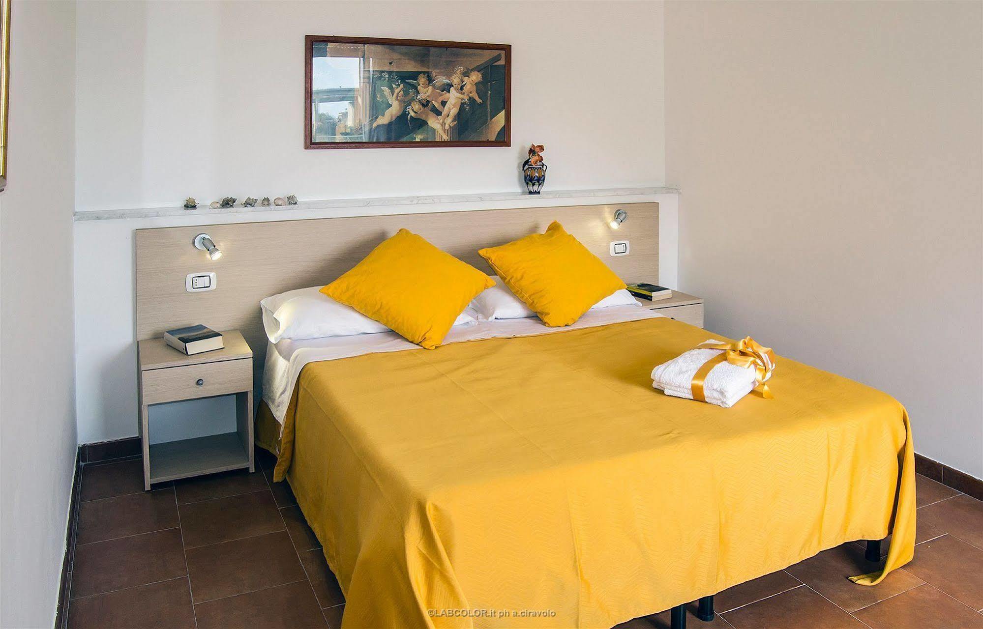 Mare Taormina 3*