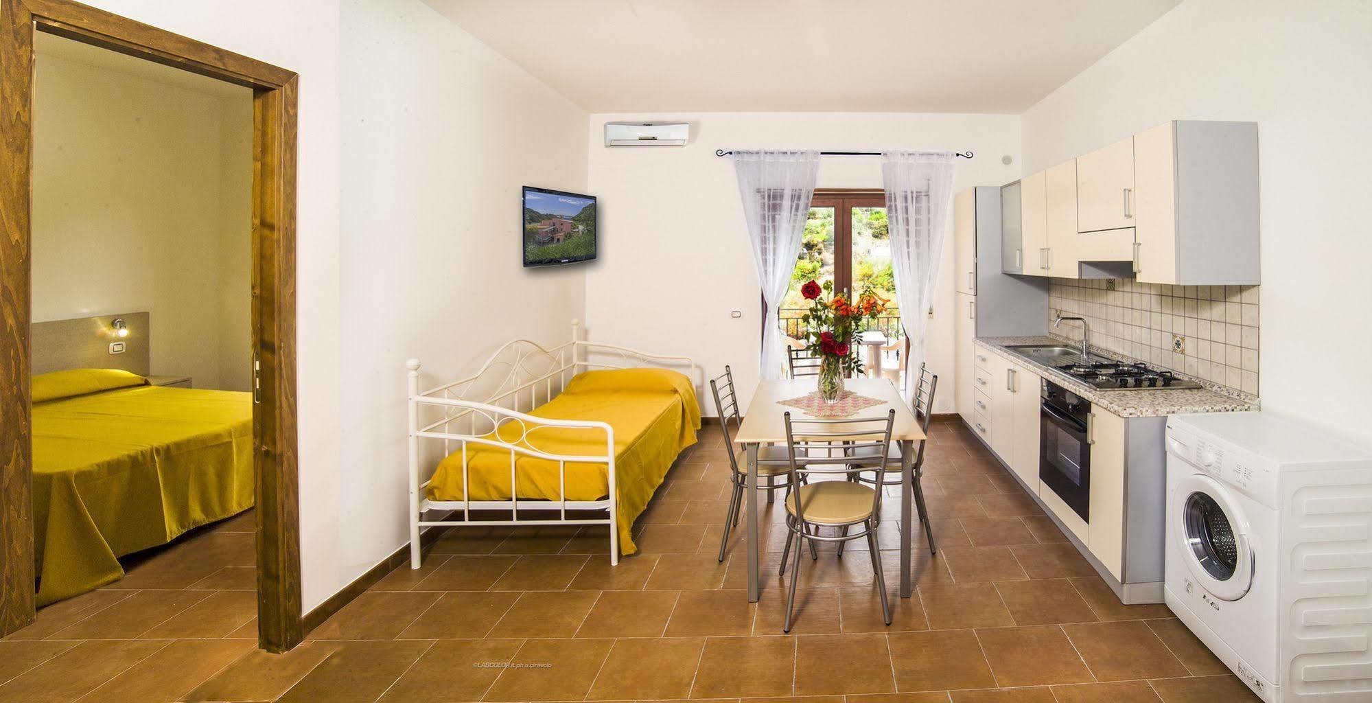 Mare Taormina 3*